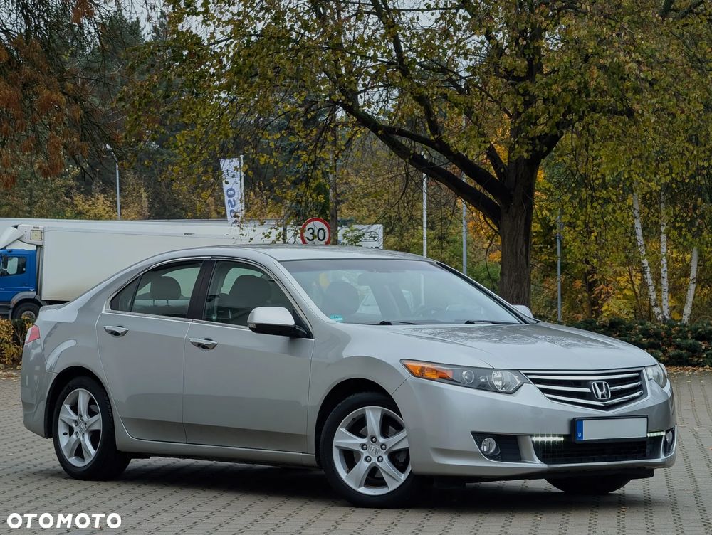 Honda Accord 2011 photo 4