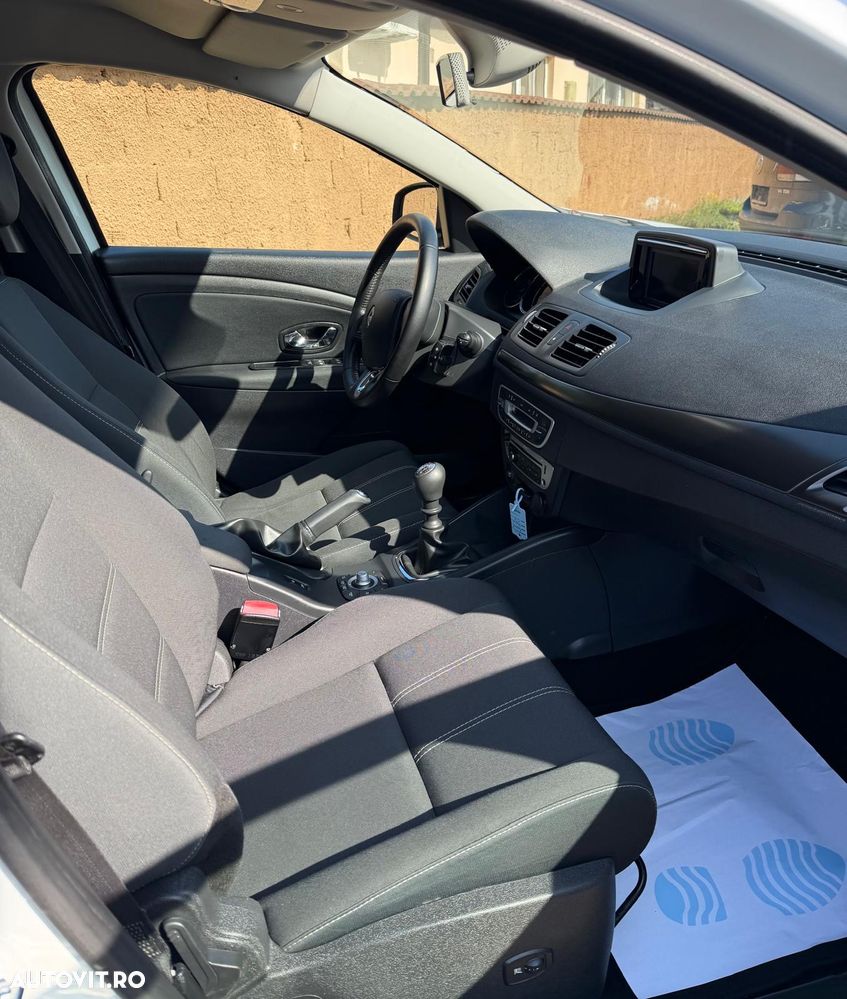 Renault Megane ENERGY dCi 110 Start & Stop Dynamique - 6