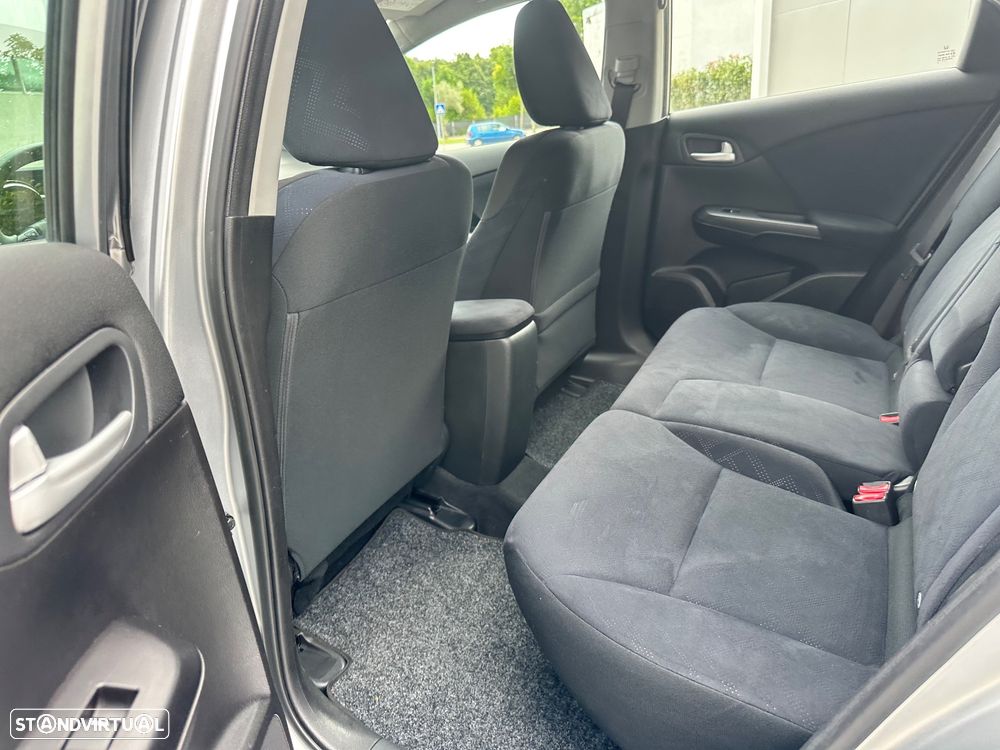 Honda Civic 1.6 i-DTEC Comfort - 32