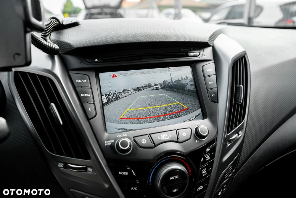 Hyundai Veloster 1.6 Turbo Premium - 39