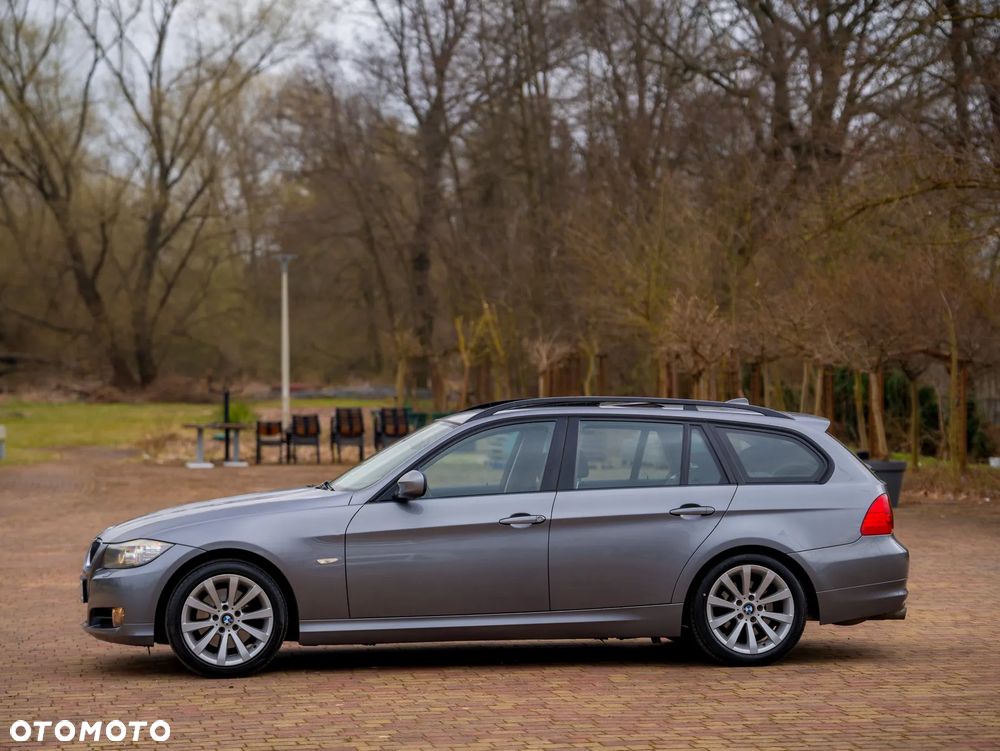 BMW Seria 3 320i Edition Sport - 5