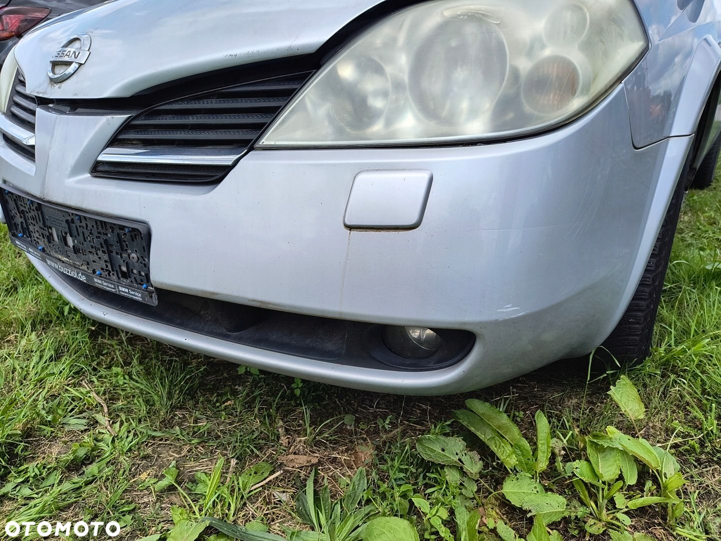 NISSAN PRIMERA P12 ZDERZAK PRZÓD PRZEDNI SPRYSK HALOGENY GRILL kpl. SREBRNY - 3