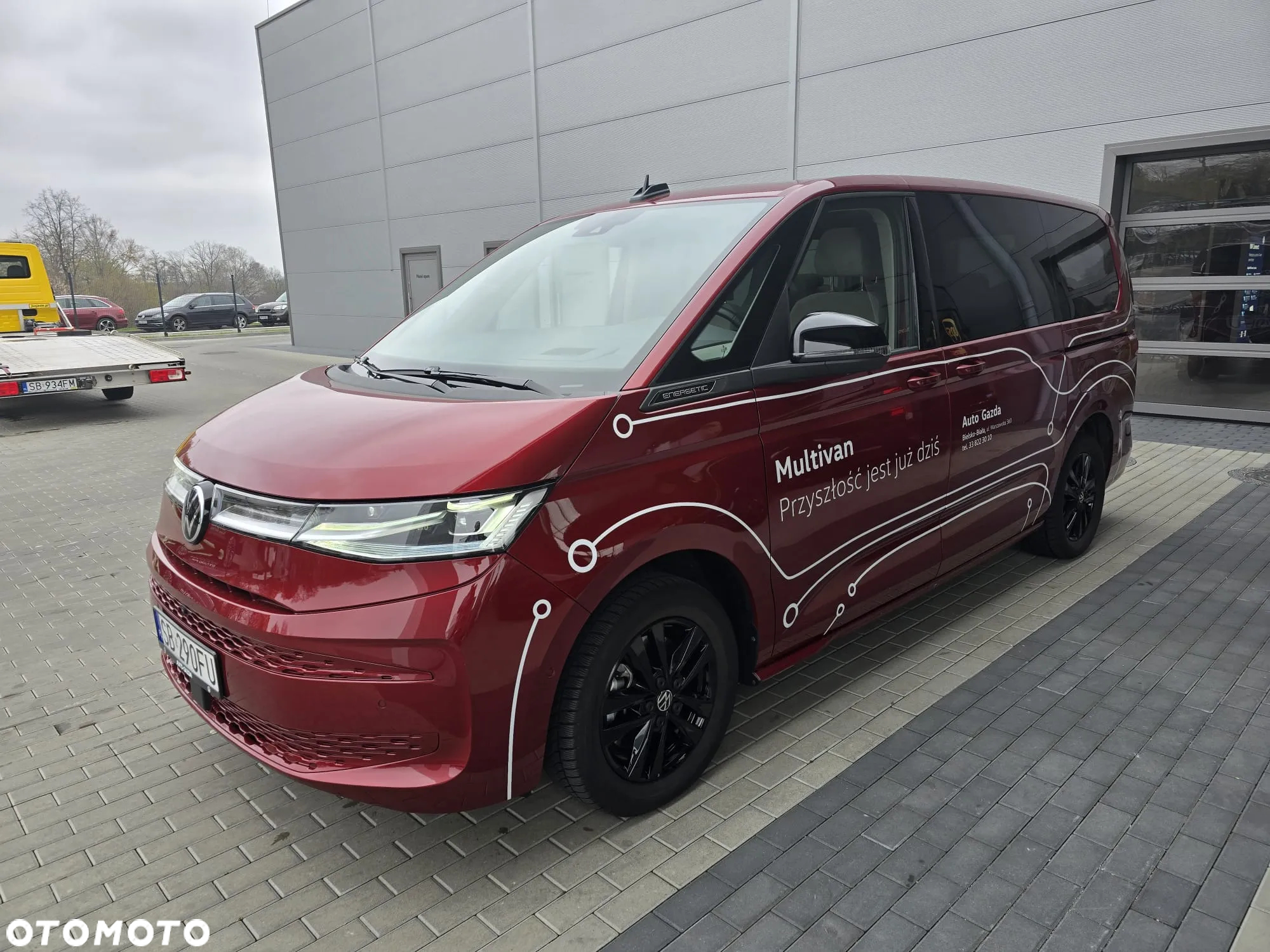 Volkswagen Multivan - 2