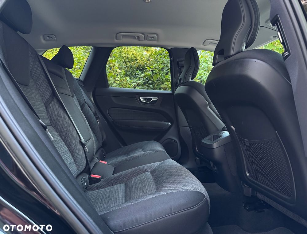 Volvo XC 60 B4 D Core - 11