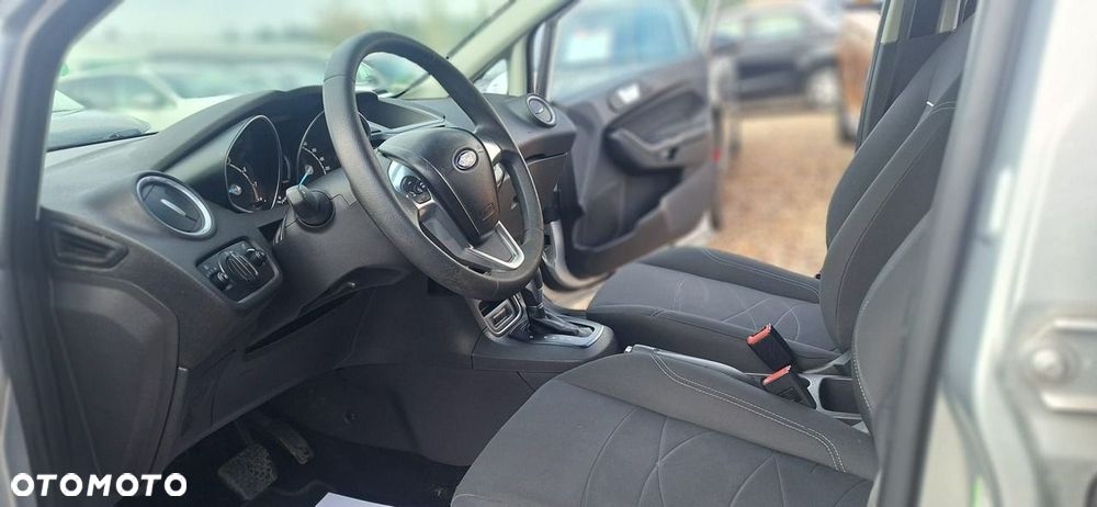 Ford Fiesta - 10