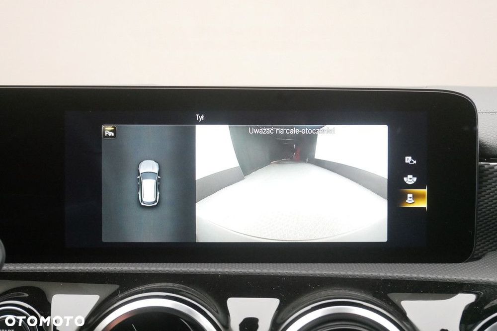 Mercedes-Benz CLA - 19