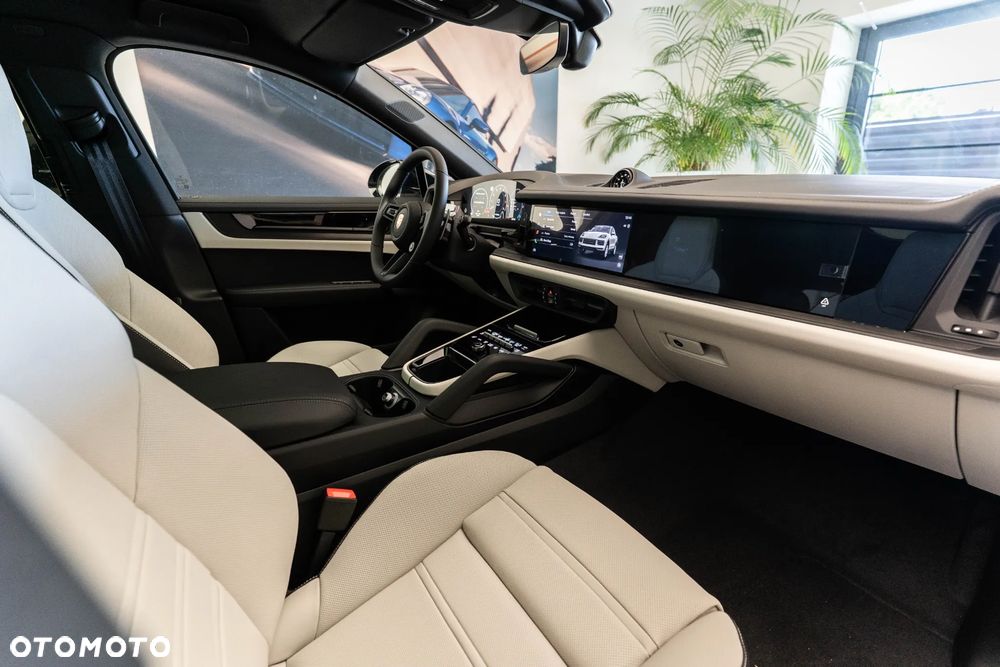 Porsche Cayenne Black Edition - 15