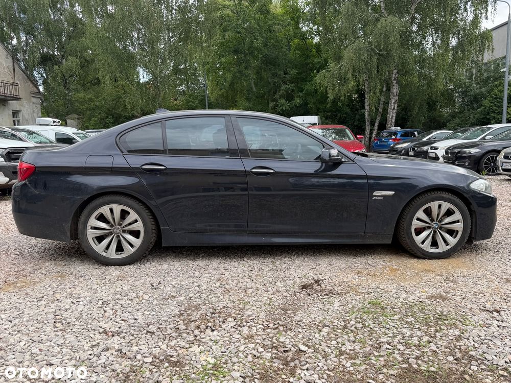 BMW Seria 5 525d xDrive - 8