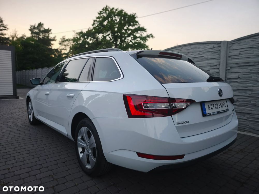 Skoda Superb 2.0 TDI 4x4 DSG Ambition - 12