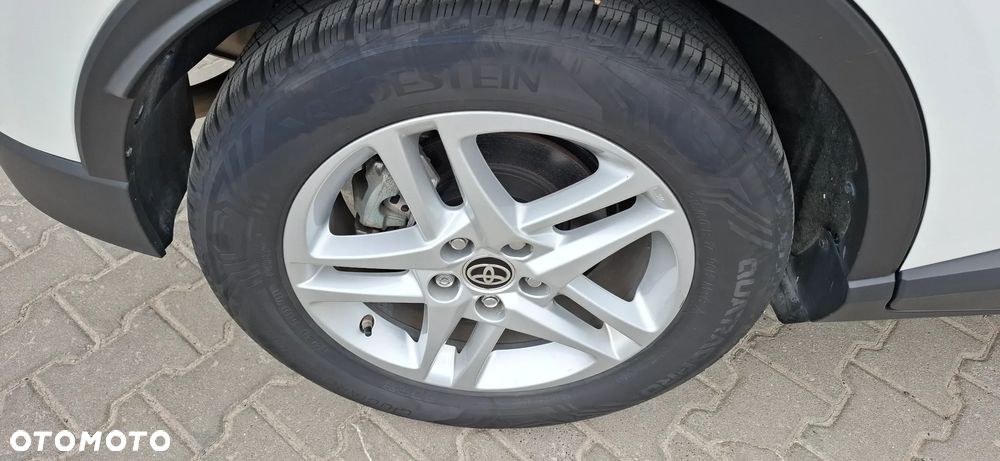 Toyota C-HR 2.0 Business-Edition - 16