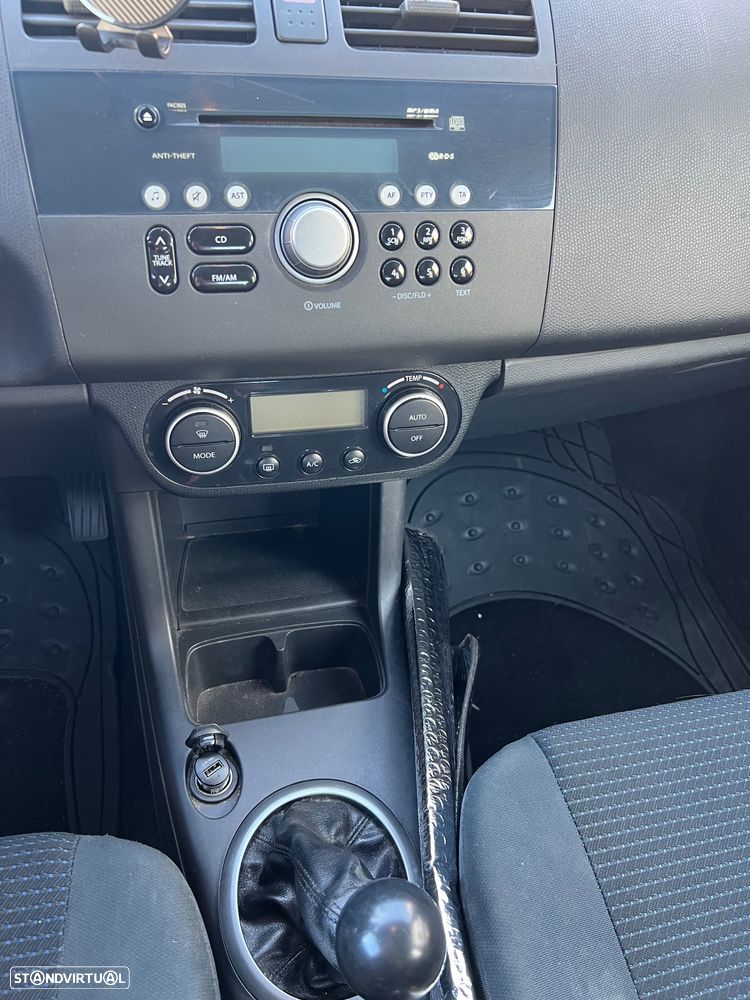 Suzuki Swift 1.3 DDiS GL - 5