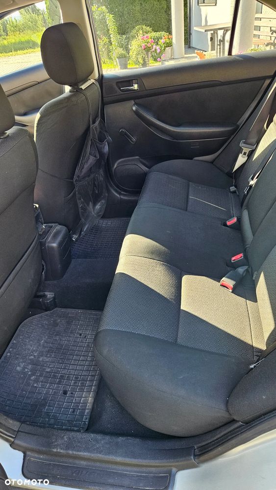 Toyota Avensis 1.8 VVT-i Terra - 7