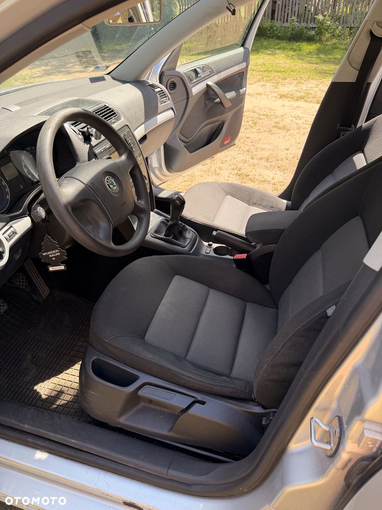 Skoda Octavia - 8