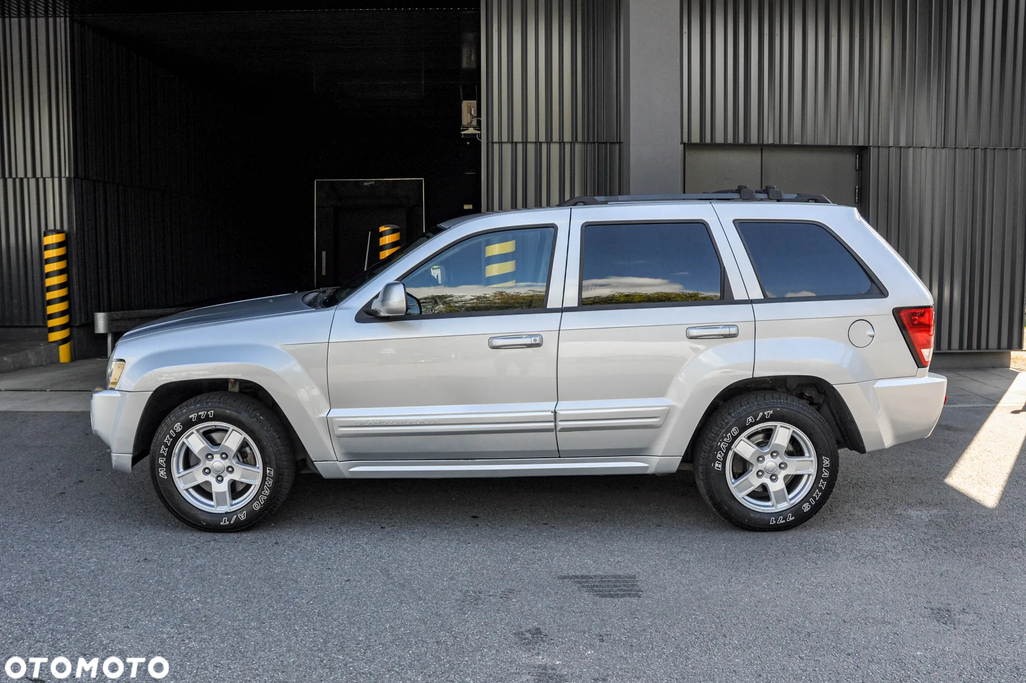 Jeep Grand Cherokee 3.7 4x2 Laredo - 2