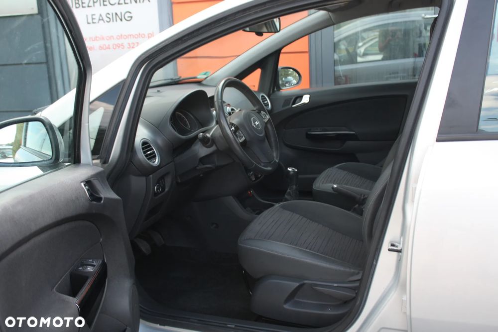 Opel Corsa 1.2 16V Enjoy - 6
