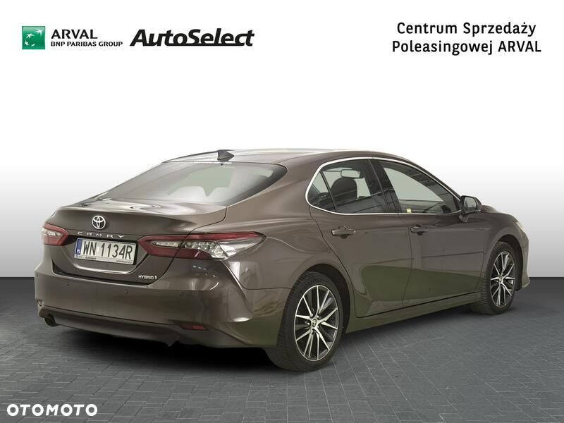 Toyota Camry 2.5 Hybrid Executive CVT - 6