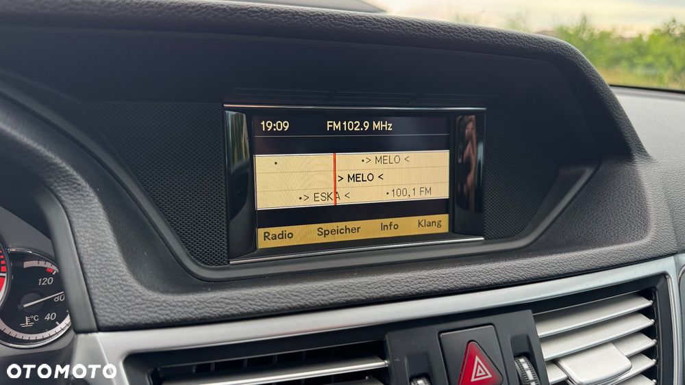 Mercedes-Benz Klasa E 200 CGI BlueEffICIENCY Avantgarde - 18