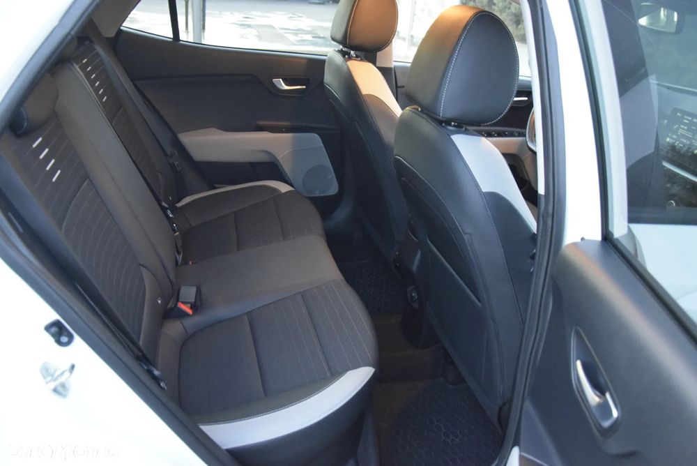 Kia Stonic 1.0 T-GDI M DCT - 17