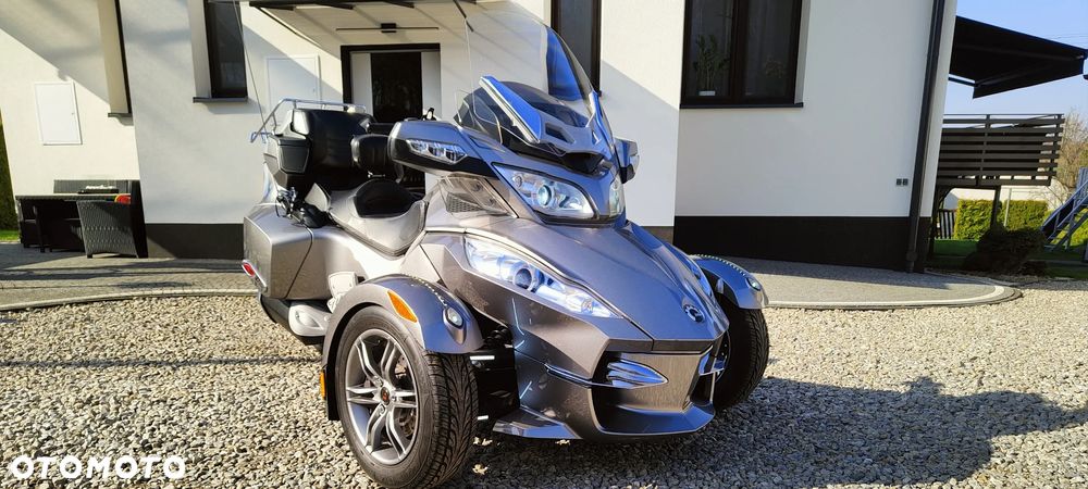 Can-Am Spyder - 4