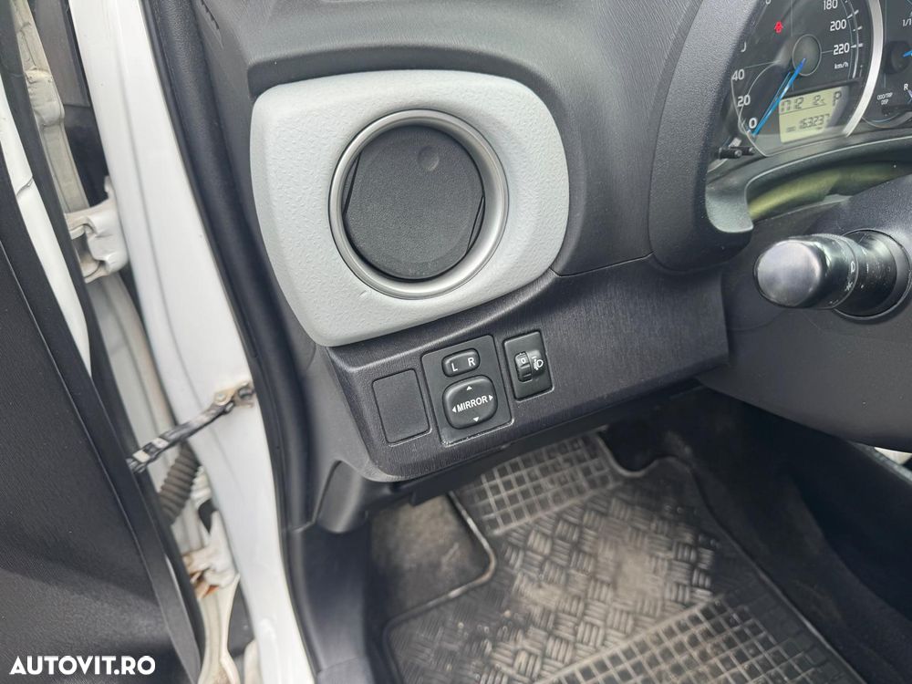 Toyota Yaris 1.5 VVT-i HSD Luna - 8