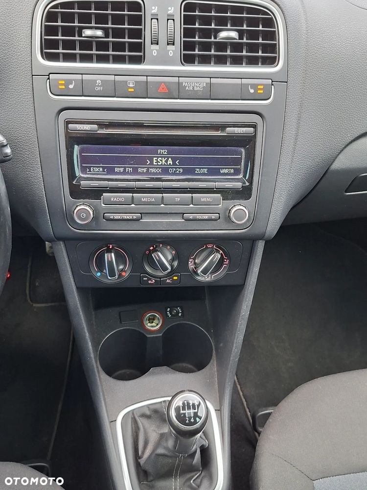 Volkswagen Polo 1.4 16V Highline - 22