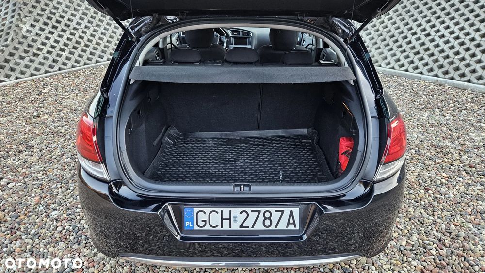 Citroën C4 1.6 BlueHDi Feel - 18