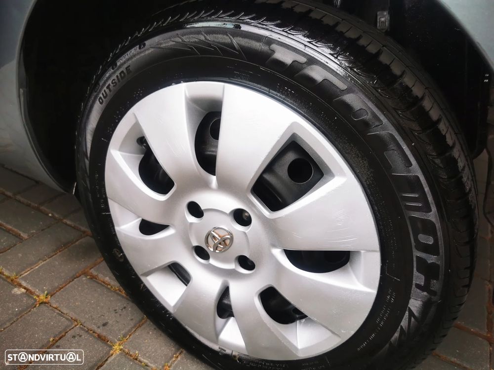 Toyota Yaris 1.0 VVT-i AC - 23