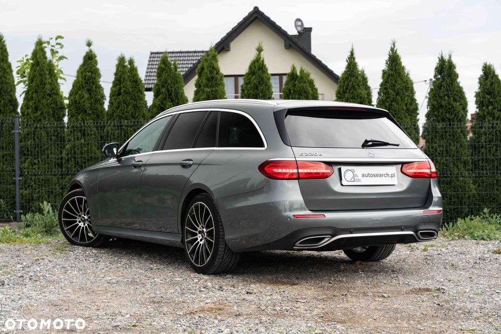 Mercedes-Benz Klasa E - 6