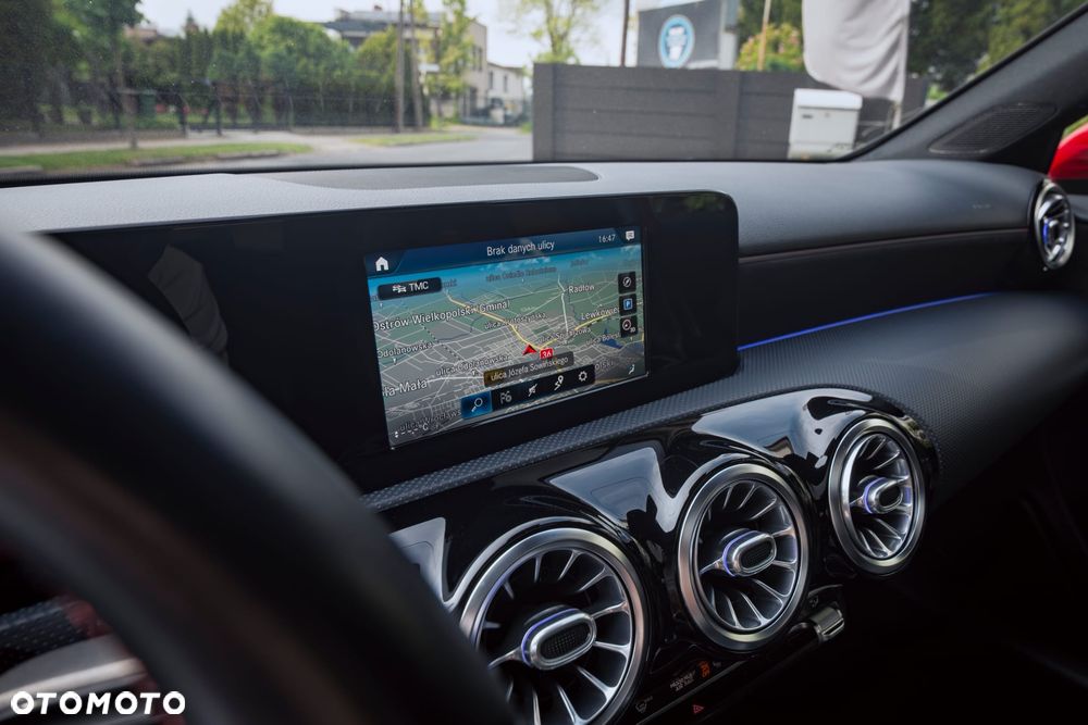 Mercedes-Benz Klasa A 250 7G-DCT - 13