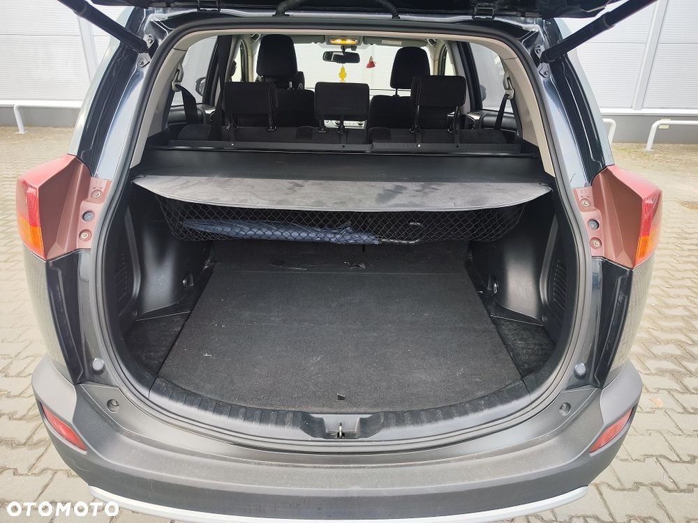 Toyota RAV4 2.0 D-4D Premium 4x2 - 6