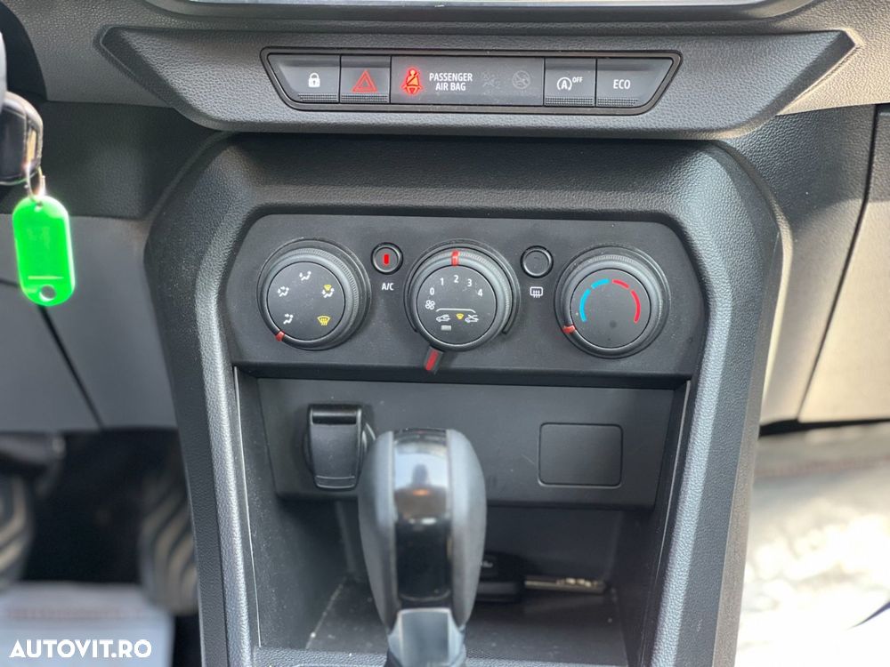 Dacia Logan TCe 90 CVT Expression - 19