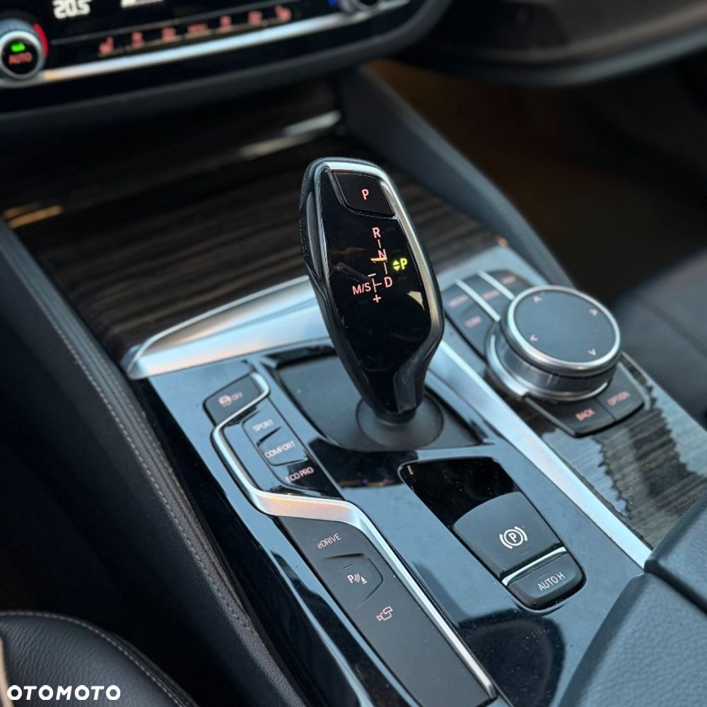 BMW Seria 5 - 35