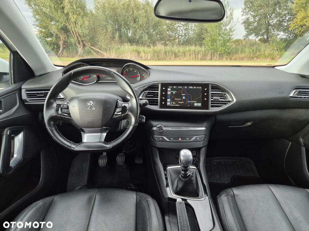 Peugeot 308 SW 1.6 BlueHDi Allure S&S - 9