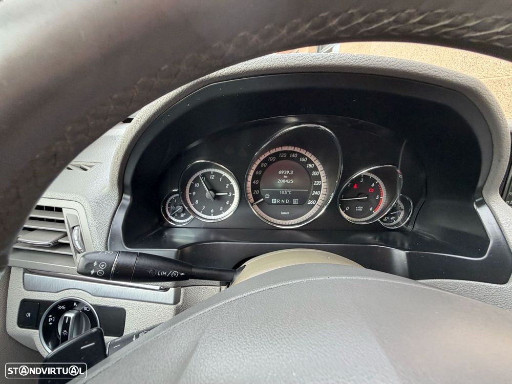 Mercedes-Benz E 250 CDI Avantgarde BlueEfficiency - 8