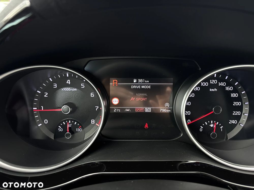 Kia XCeed 1.6 T-GDI Tribute DCT - 17