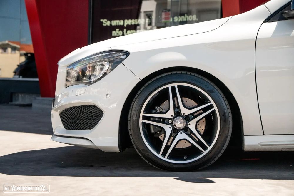 Mercedes-Benz CLA 220 d Shooting Brake AMG Line Aut. - 9
