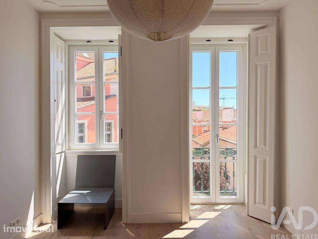 Apartamento T2 em Alcântara de 81,09 m2 - Grande imagem: 4/38