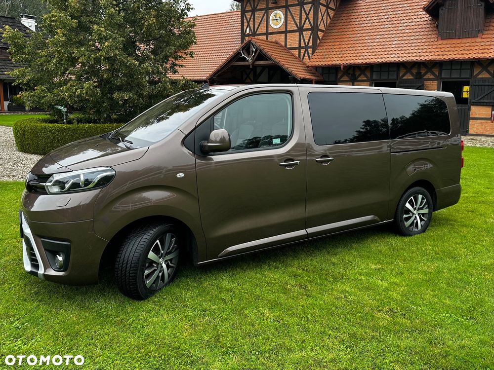 Toyota ProAce Kombi 2.0 D-4D Long 2,8t - 3