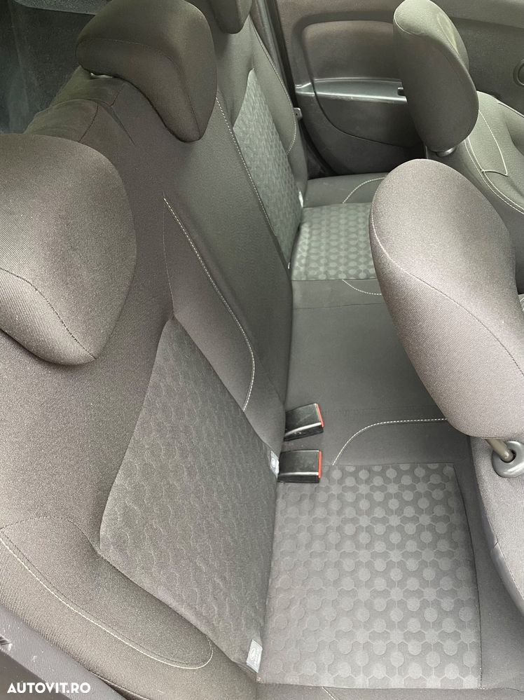 Dacia Logan 0.9 TCe Prestige - 11