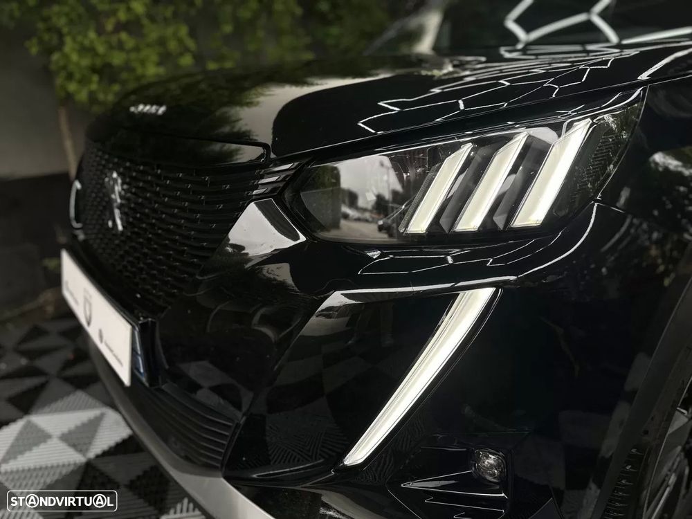 Peugeot e-2008 GT Pack - 2