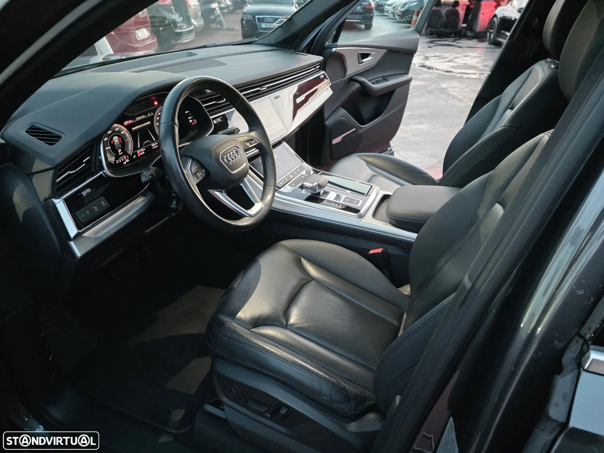 Audi Q7 3.0 TDI E-tron quattro S-line Tiptronic - 28