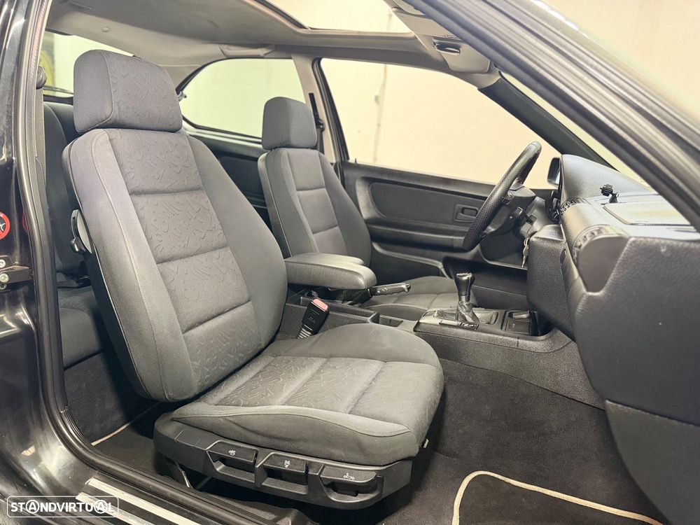 BMW 318 tds Compact M Sport - 11