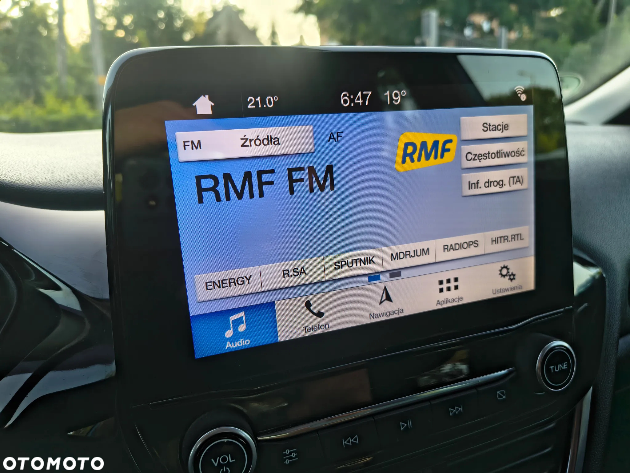 Ford Fiesta 1.0 EcoBoost S&S TITANIUM - 32