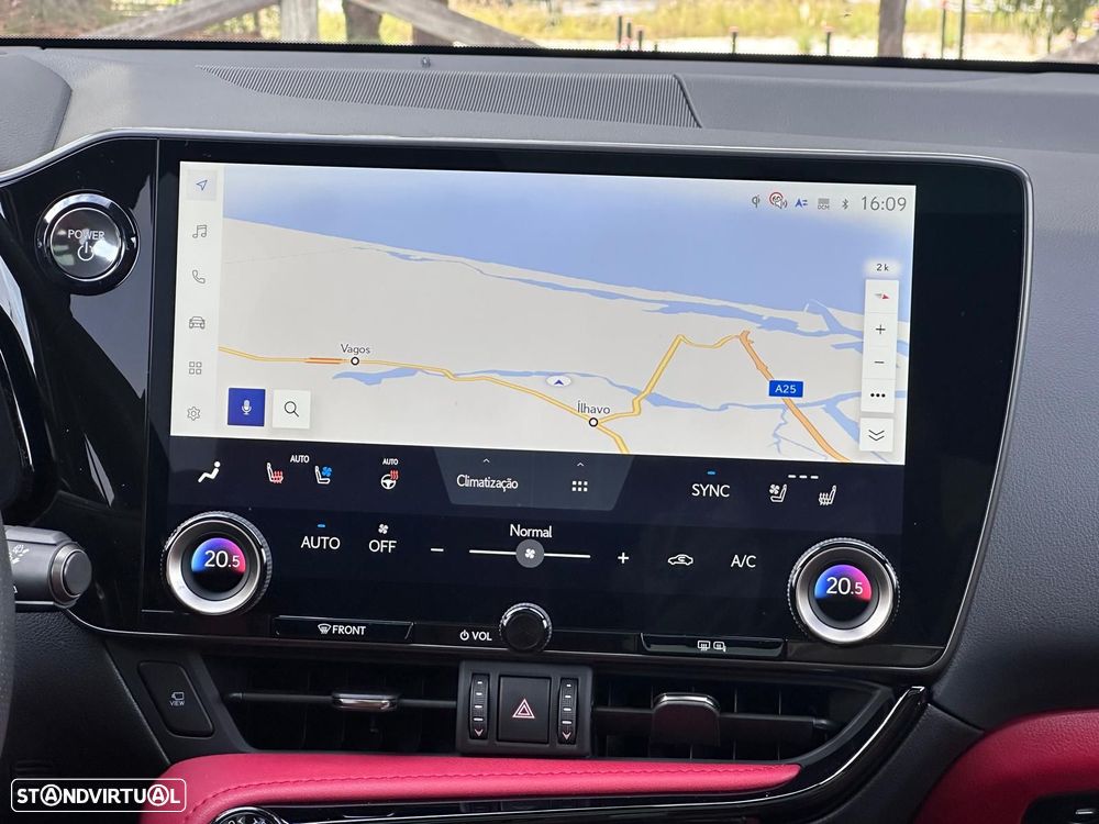 Lexus NX 450h+ F Sport - 27