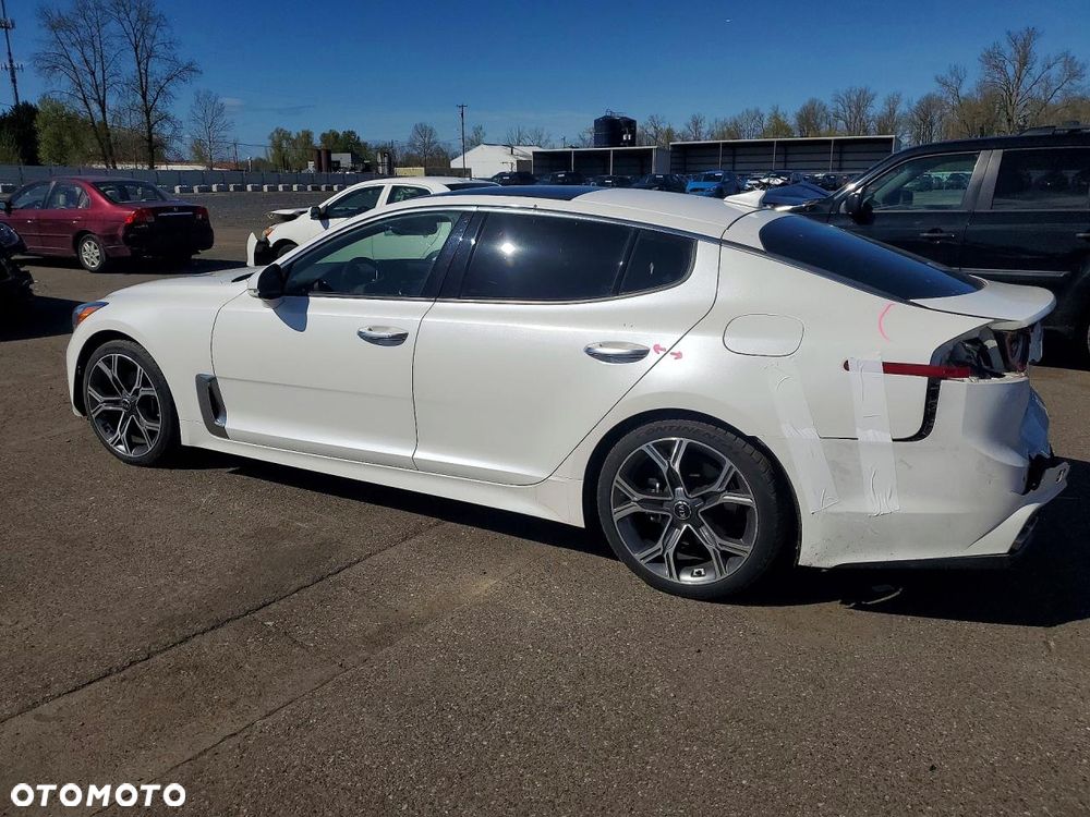 Kia Stinger 2.0 T-GDI GT Line - 3