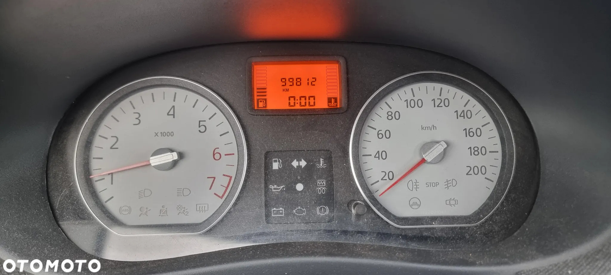 Dacia Sandero 1.6 MPI Laureate - 11