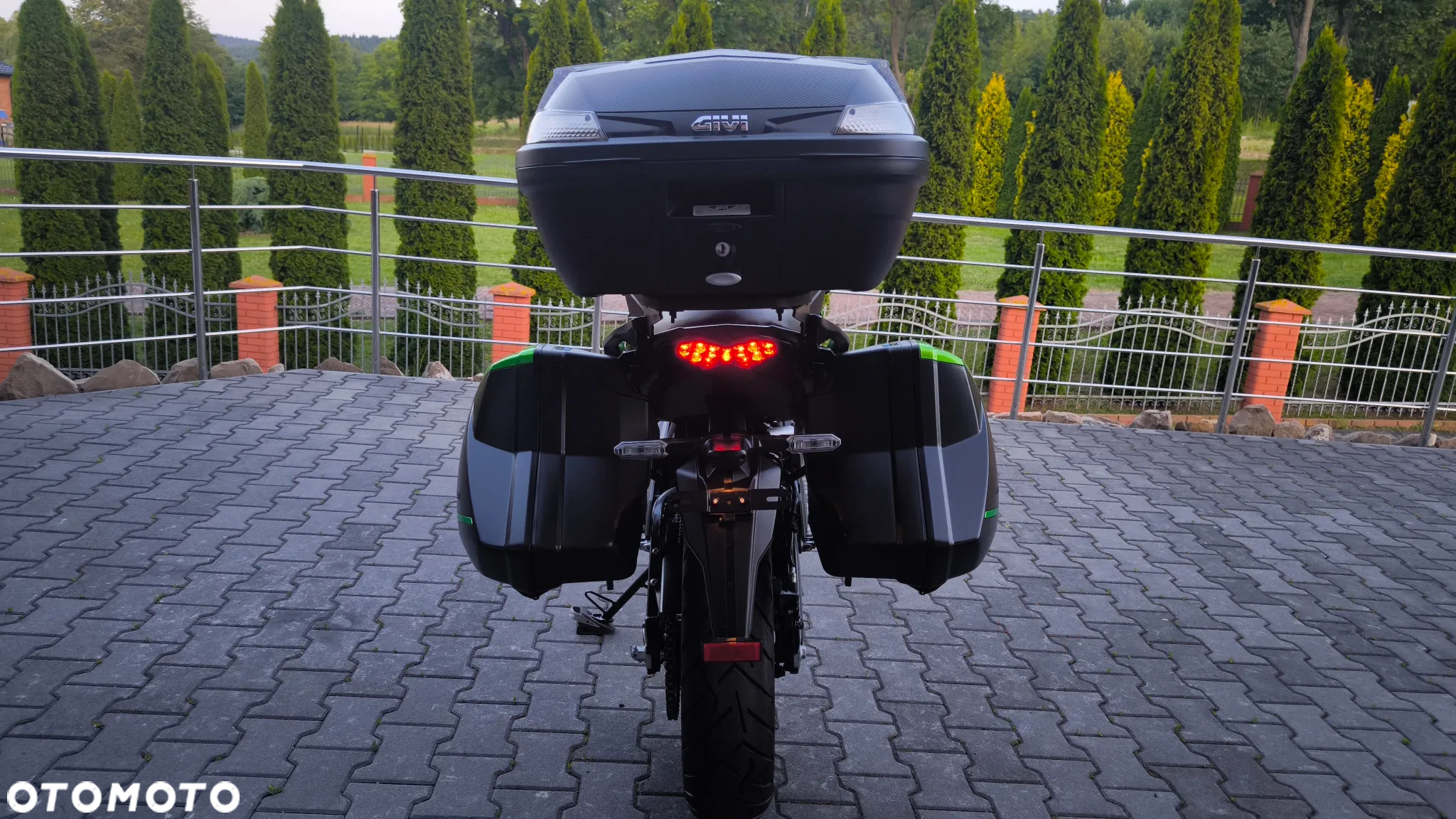 Kawasaki Versys 650 - 8