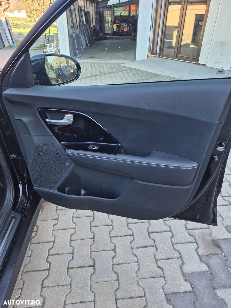 Kia Niro EV Premium - 11