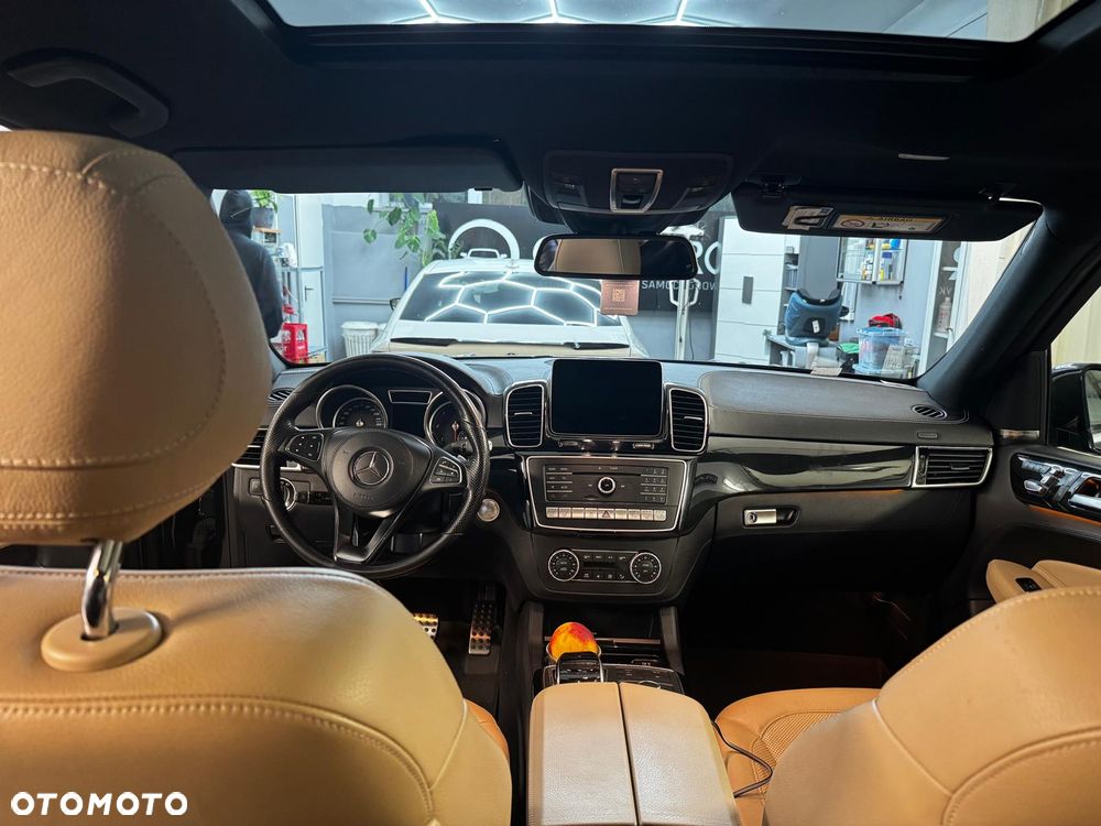 Mercedes-Benz GLS 400 d 4-Matic - 7