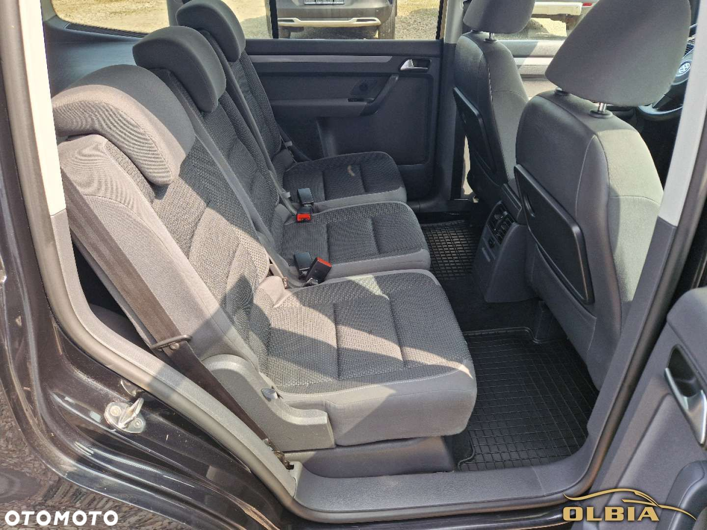 Volkswagen Touran - 18